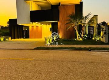 Foto 01 · Casa de luxo em condomínio: 3 quartos, 3 suítes, 4 vagas na garagem em Jardim Theodora, Itu-SP - 225