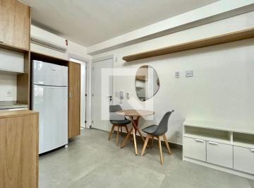 Sobre o imóvel: O studio oferece cama de casal e sofá cama com colchão, acomodan · Apartamento para Aluguel - Vila Mascote, 1 Quarto, 35 m² - São Paulo