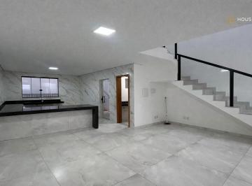 Casa · 120m² · 3 Quartos · 2 Vagas · 2 Casas Geminadas à venda no Cabral!