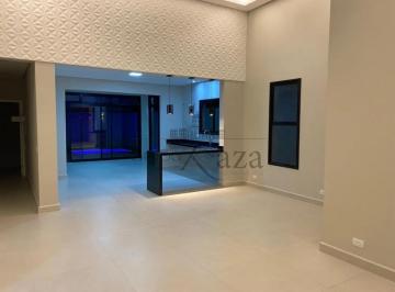 Casa · 300m² · 3 Quartos · 2 Vagas · Oportunidade - Casa em Condomínio - Bairro do Grama - Condomínio Terras do Vale - 3 Dormitórios - 15
