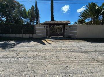 Casa · 1178m² · 3 Quartos · Seu Refúgio Particular em Araçoiaba da Serra: Requinte e Natureza no Jundiacanga