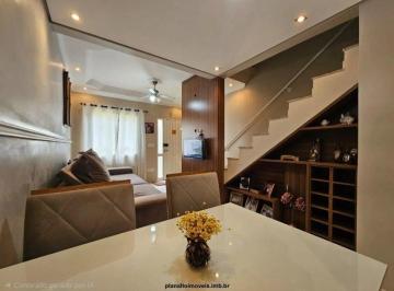 Casa · 73m² · 2 Quartos · 2 Vagas · Casa à venda - na Vila Maringá