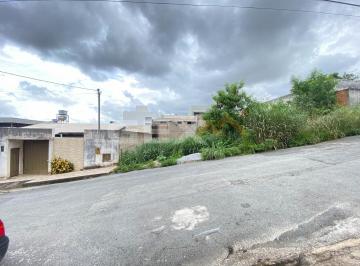 Terreno · 200m² · Terreno à Venda no Bairro Santa Marta em Divinópolis MG