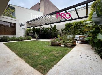 Casa · 300m² · 3 Quartos · 2 Vagas · Casa de Alto Padrão no Brooklin Novo. Excelente Oportunidade! venda ou Locação