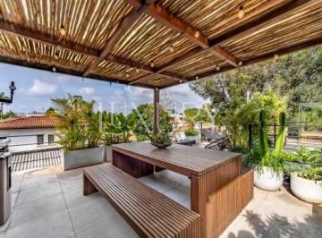 1 · Casa Reformada à Venda no Jardim Paulistano, 359 m², 3 suítes , 3 vagas.