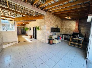 Casa · 233m² · 2 Quartos · 4 Vagas · Casa com 2 dormitórios à venda, 246 m² por R$ 446.000,00 - Jardim Helena - São José dos Campos/SP