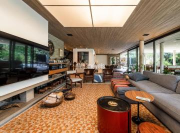 Casa · 1040m² · 3 Quartos · 6 Vagas · Casa para venda em Cidade Jardim com 3 quartos, sendo 3 suítes , 1.040m²