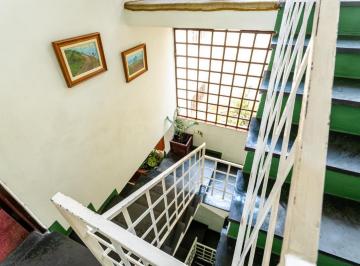 IMG_20260608_105458_001.jpeg · Imperdível sobrado para venda em Chácara Inglesa com 5 quartos, sendo 2 suítes, 488m² - remaxmamede#