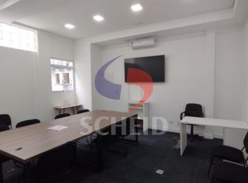 Comercial · 26m² · 1 Vaga · Sala comercial com 22m² para locação.