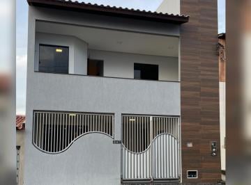 Casa · 170m² · 4 Quartos · 1 Vaga · Casa Duplex com 4/4 em Gabriela  -  Feira de Santana