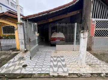 Casa · 96m² · 2 Quartos · 1 Vaga · Excelente casa geminada com 2 dormitórios próximo da praia da Ocian!
