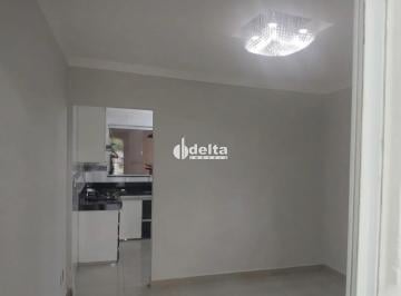 Casa · 100m² · 3 Quartos · 2 Vagas · Casa em condomínio com 3 quartos sendo 1 suíte disponível para venda no bairro Aclimação em Uberlând