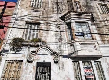 Casa · 150m² · 3 Quartos · Sobrado em Centro Histórico, Porto Alegre/RS de 150m² 3 quartos para locação R$ 2.500,00/mes