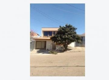 Casa · 210m² · 4 Quartos · 2 Vagas · Casa em Centro, Sorocaba/SP de 210m² 4 quartos à venda por R$ 610.000,00