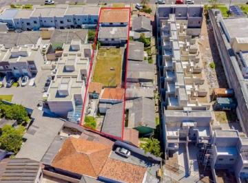 Terreno · 792m² · Terreno em Uberaba, Curitiba/PR de 792m² à venda por R$ 1.000.000,00