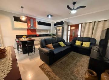 Casa · 176m² · 3 Quartos · 2 Vagas · Casa de alto padrão à venda com 153,05 m² no Bairro Jardim Zara