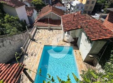 Casa · 430m² · 7 Quartos · 4 Vagas · Casa em Ingá, Niterói/RJ de 430m² 7 quartos à venda por R$ 1.800.000,00