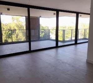 Apartamento · 213m² · 4 Quartos · 2 Vagas · Apartamento em Lagoa, Rio de Janeiro/RJ de 213m² 4 quartos à venda por R$ 8.400.000,00