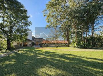 Casa · 434m² · 3 Quartos · 17 Vagas · Casa em Chácara dos Junqueiras, Carapicuíba/SP de 434m² 3 quartos à venda por R$ 2.500.000,00