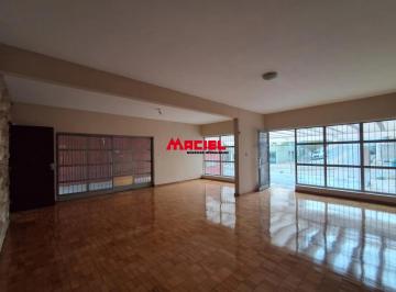 Casa · 200m² · 4 Quartos · 4 Vagas · Casa comercial no bairro Bela Vista/Vila Maria, ao lado do centro da cidade, Av: Principal, 04 dormi