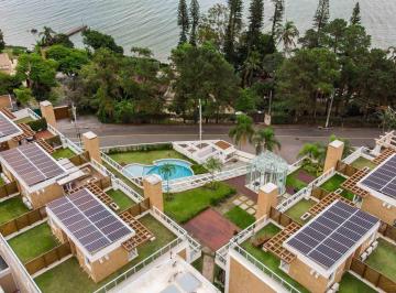 7b55ca5b8893c4cded7acc803bb49871d26ee6c7 · Casa com 4 dormitórios à venda, 235 m² por R$ 2.700.000,00 - Cacupé - Florianópolis/SC