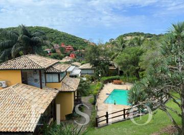 Casa · 212m² · 3 Quartos · 1 Vaga · Casa Duplex Estilo Chalé em João Fernandes – Búzios | 3 Quartos | Condomínio com Lazer