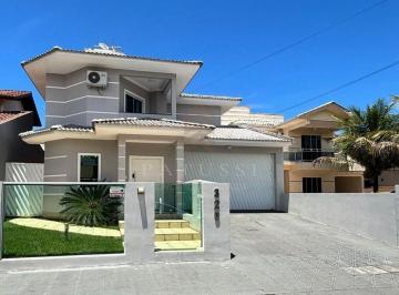Casa · 250m² · 3 Quartos · 2 Vagas · Casa Alto Padrão em Pedra Branca Semi Mobiliada, Palhoça/SC
