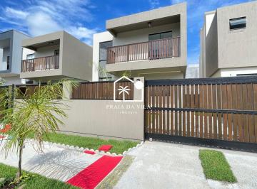 Casa · 123m² · 2 Quartos · 1 Vaga · Casa com 2 Suítes (1 com Closet) em Loteamento Planejado