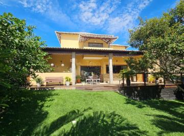 Casa · 240m² · 3 Quartos · 1 Vaga · São José da Aldeia - Imóvel Duplex de Alto Padrão em Condomínio