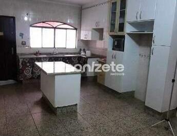 Casa · 249m² · 4 Quartos · 2 Vagas · Sobrado para Aluguel em Vila São Pedro, Santo André – 4 Quartos, 2 Vagas
