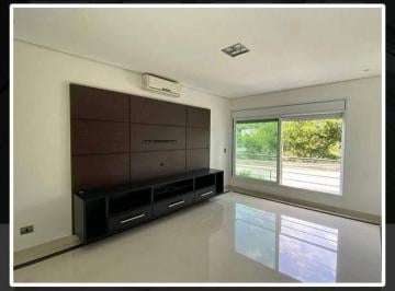 Casa · 536m² · 4 Quartos · 5 Vagas · Sobrado Residencial à Venda em Barueri (Centro Comercial Jubran) – Financiamento Disponível