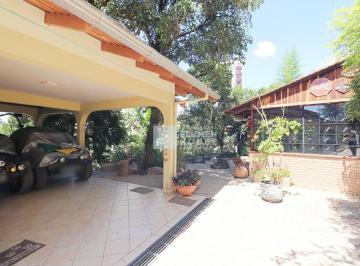 Casa · 135m² · 3 Quartos · 2 Vagas · Duas casas no mesmo terreno, localizadas no Bairro Ponta Aguda!