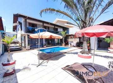 Casa · 152m² · 4 Quartos · 5 Vagas · casa com piscina , área de festas , cinco vagas , suíte máster .