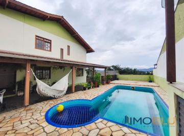 Casa · 142m² · 5 Quartos · 3 Vagas · CASA COM PISCINA , 2 PAVIMENTOS , 3 VAGAS , BAIRRO TRIBESS ,