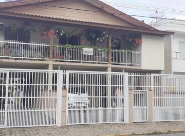 Casa · 446m² · 9 Quartos · 4 Vagas · Casa à Venda com 05 Unidades de Locação no Centro de Penha