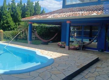 Casa · 530m² · 6 Quartos · 4 Vagas · Sobrado em 4 terrenos em Xangri Lá