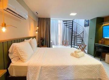 8b3c19fcbefb348869a8095179d6e8f33691dfc2 · Cobertura Duplex com 1 Quarto e Piscina Privativa, à 50m do Mar