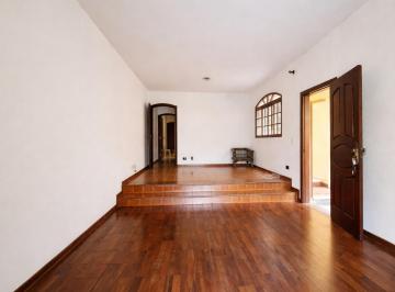 Casa de 3 quartos, São Paulo · Sobrado com 3 quartos (1 suíte) e 2 vagas à venda no Butantã, no Jardim Bonfiglioli.