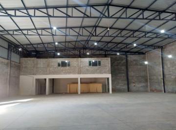 Comercial , Itapeva · Aluga se Galpão em Itapeva MG

Excelente oportunidade para empresa, logística ou armazenamento.
