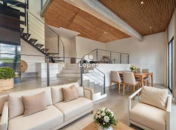 Casa · 194m² · 3 Quartos · 3 Vagas · CASA ALTO PADRÃO | SEMINÁRIO | 3 SUÍTES