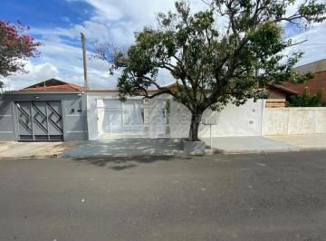 Casa · 300m² · CASA VILA FERROVIÁRIA - BOTUCATU / SP