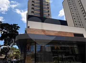 Comercial · 678m² · Salas à venda em Centro - PR
