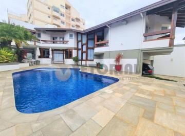 Casa de 6 quartos, Caraguatatuba · Sobrado alto padrão com 6 suítes à venda no Indaiá em Caraguatatuba SP