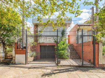 01-Avenida Itaqui 390 (Beatriz Kulisz).jpg · Casa, 3 dormitórios, 169 m², em Petrópolis