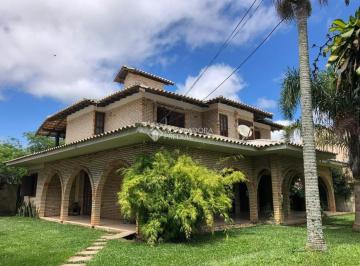 Casa · 409m² · 3 Quartos · 4 Vagas · Casa com 409m2 de área construída num terreno com 1.225 metros quadrados .
