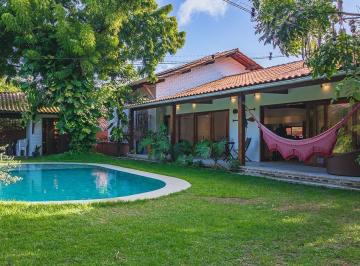 Casa · 280m² · 4 Quartos · 2 Vagas · Casa à venda em Piedade – 280m², 4 suítes, com piscina e área de lazer privativa | Jaboatão dos Guar