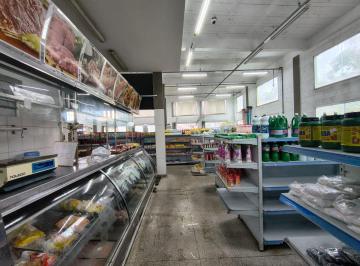 Comercial , Embu das Artes · Imóvel comercial ideal para supermercado,lanchonete, Hamburgueria,Adega ou padaria !