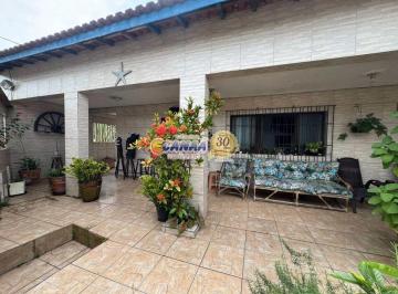 Casa de 3 quartos, Mongaguá · Casa à venda lado praia com 3 dormitório em Mongaguá – SP!