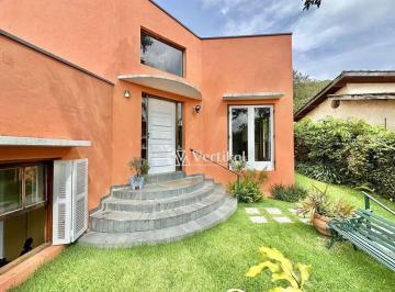 239994f19f680c24c4e1734c8b3989da6233dc06 · Casa à venda na Granja Viana