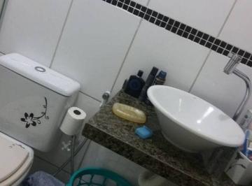 Casa de 3 quartos, São Paulo · Sobrado em Taboão da Serra bem localizado recém reformado